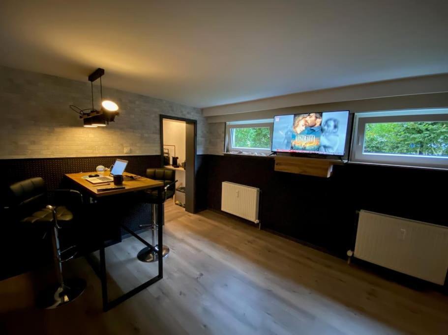 Apartment Saarbruecken, Und Uni Naehe Mit Parkplatz Saarbruecken